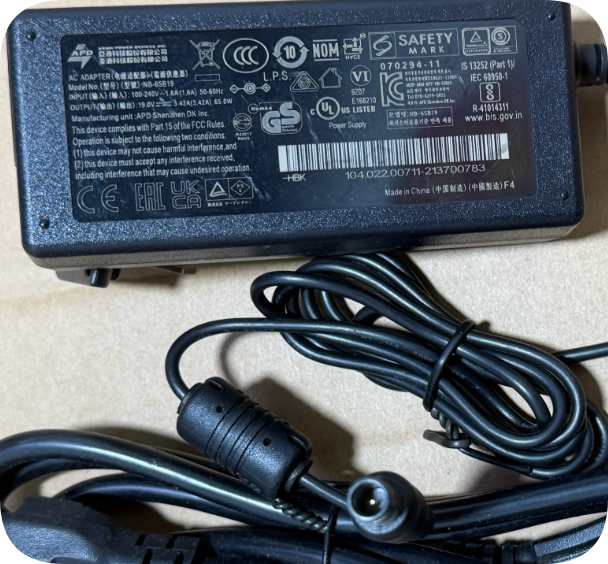 *Brand NEW*Enterprise Stable APD NB-65B19 Power Adapter 19V 3.42A 65W Low-Ripple 5.5x2.5mm Round Connector Cha